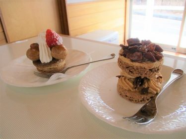 ハイジの村近く【フランス菓子 ドゥ・ミール】明野の自然と本格的なケーキにくつろぎのひとときを